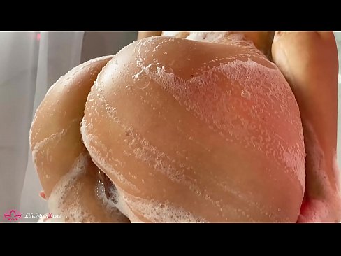 ❤️ Brunette Masturbates Pus karo Vibrator kanggo Intens Orgasme ing Shower ❌ Porno ing kita% jv.shufflesex-com.ru% ❌